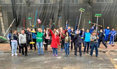 Ciudadanos y funcionarios se levantaron a limpiar y embellecer a Bogotá después de las protestas