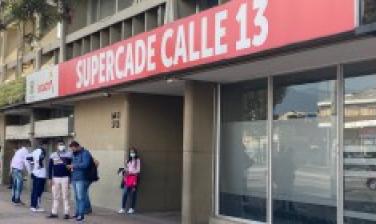 Servicios del Instituto para la Economía Social (IPES) llegan al SuperCADE Calle 13